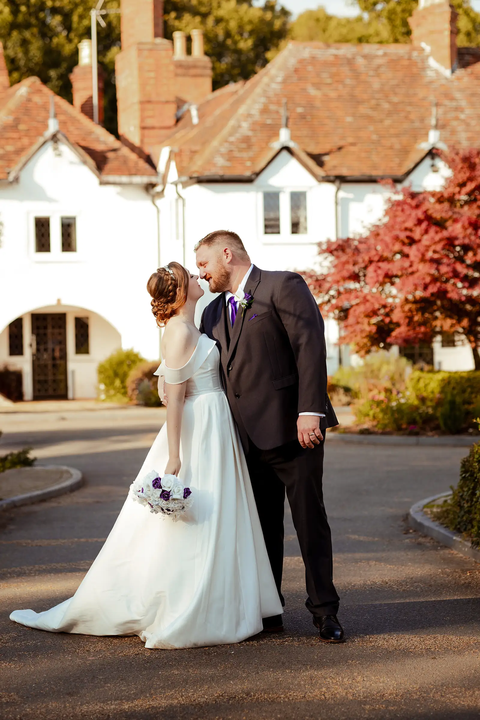 Bride and Groom outdoor having a moment on a nice and bright day | VasPhotography